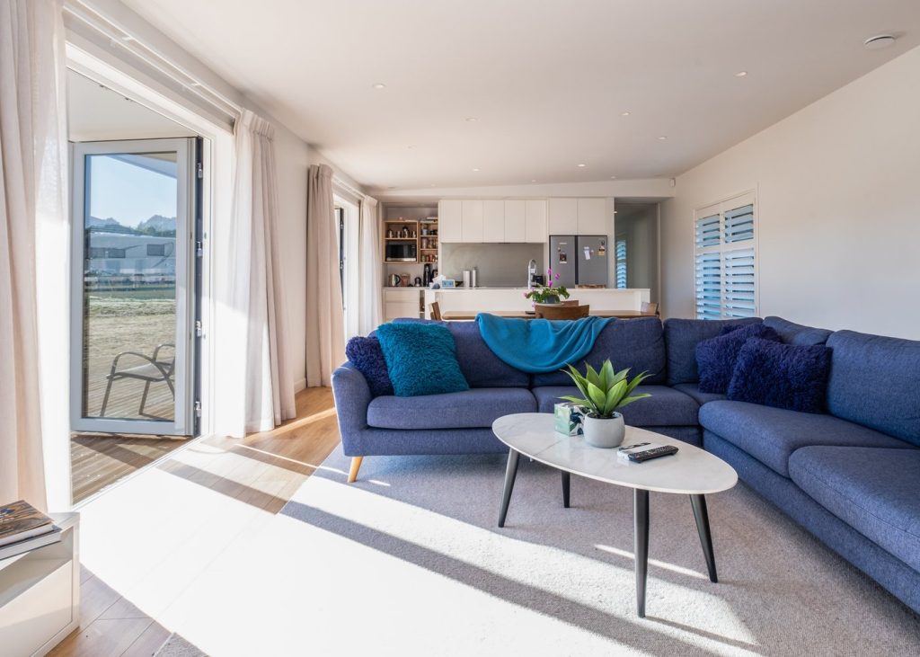 How High Performance Homes Stay Warm in Winter and Cool in Summer